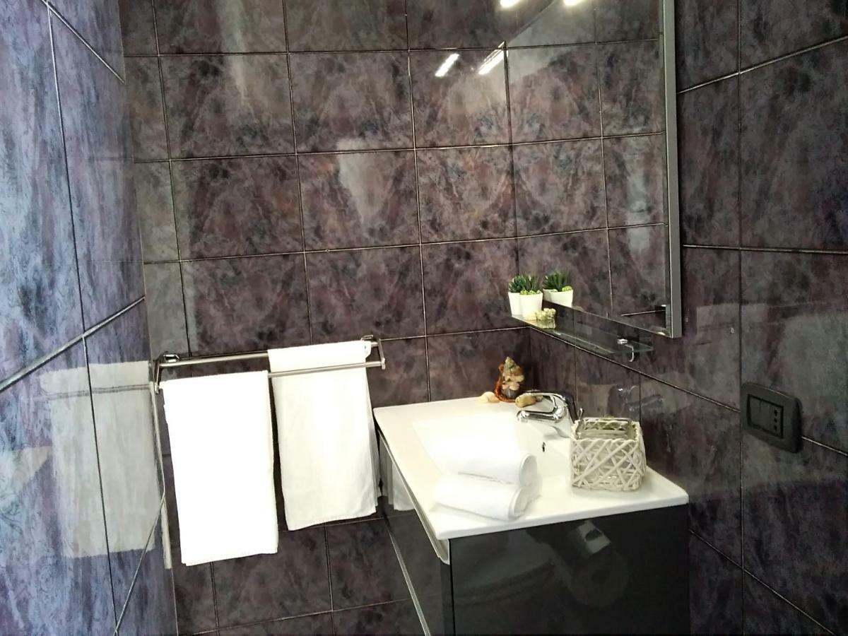 カターニアCasa Romans, Via Della Palma, 63アパートメント エクステリア 写真